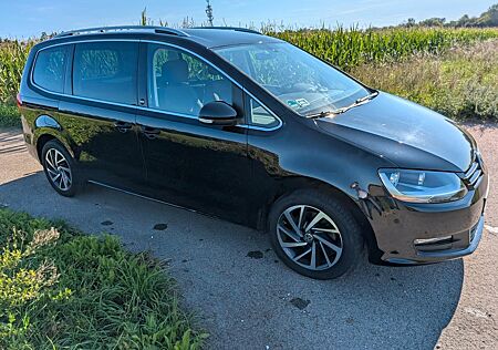 VW Sharan Volkswagen 2.0 TDI SCR 135kW 7-Sitzer Kindersitze
