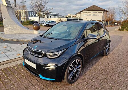 BMW i3s (120 Ah) Vollausstattung (außer Schiebedach)