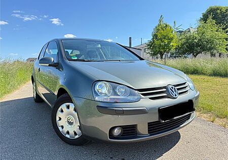 VW Golf Volkswagen V Lim. Trendline