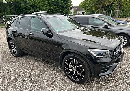 Mercedes-Benz GLC 300 GLC -Klasse e 4Matic