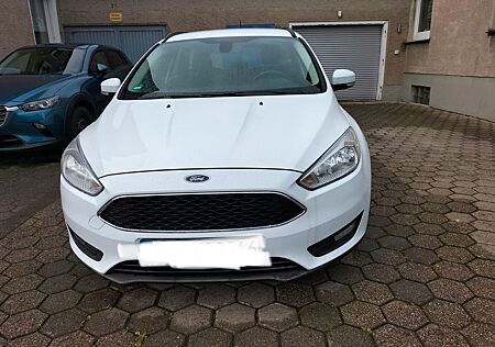 Ford Focus 1,5 TDCi 88kW PowerShift Trend Turnier...