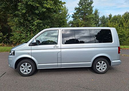 VW T5 Caravelle Volkswagen Comfortline