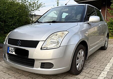 Suzuki Swift 1,3 Club Club