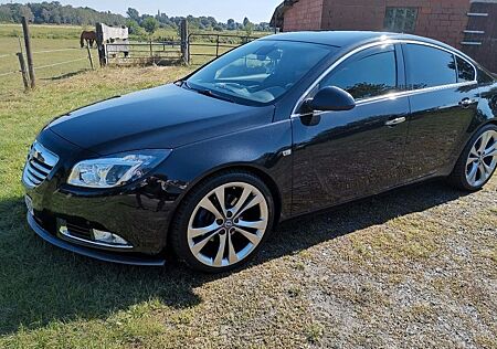 Opel Insignia 2.0 Turbo 4X4 250ps