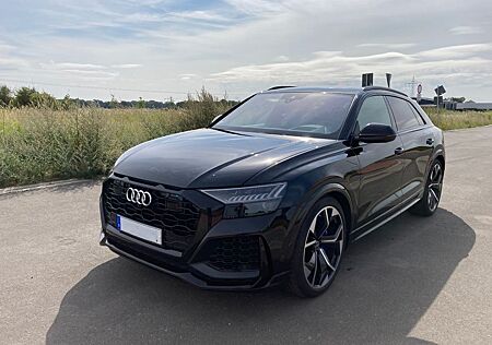 Audi RS Q8 RSQ8 TFSI quattro tiptronic -