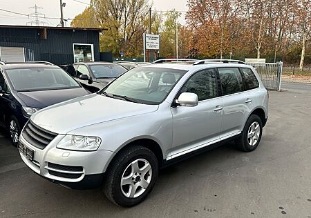 VW Touareg Volkswagen R5 TDI TÜV NEU/8-FACH/AHK/XENON/R-CAM