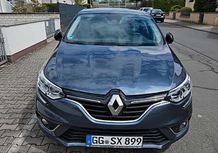 Renault Megane TCe 140 EDC GPF Limited Limited Service