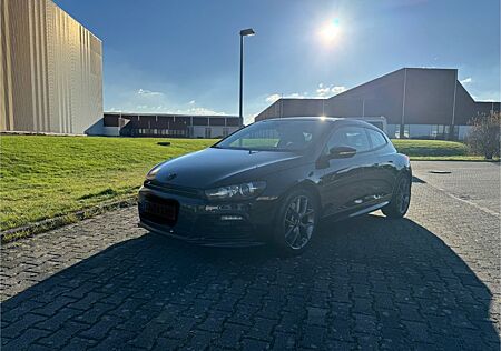 VW Scirocco Volkswagen 2.0 TSI DSG R R
