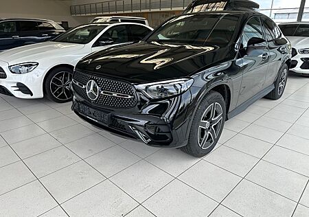 Mercedes-Benz GLC 300 e 4Matic Coupe,AMG,Panorama,Memory