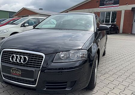 Audi A3 1.6 Attraction PDC 8Fach Alu HU/AU NEU