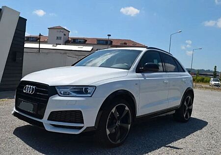 Audi Q3 1.4 TFSI Sport, Navy, 8-fach Bereifung