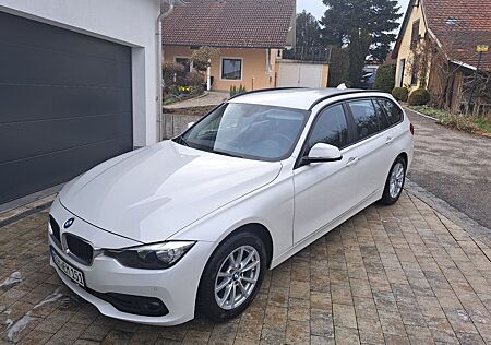 BMW 320d Touring - Navi, Sitzheizung PDC