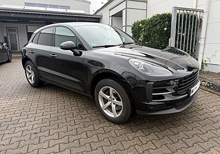 Porsche Macan PDK / Wartung neu / Mehrwertsteuer ausw.