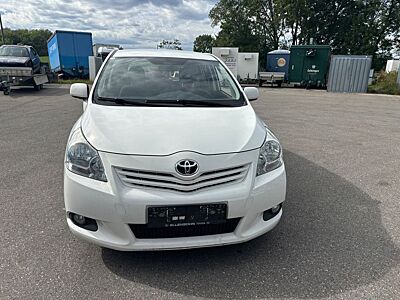 Toyota Verso Basis