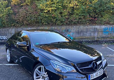 Mercedes-Benz E 250 Coupé BlueTEC -