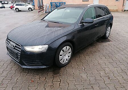 Audi A4 Avant Ambition Navi Xenon Sitzheizung Pdc