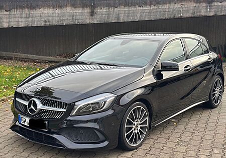 Mercedes-Benz A 180 gebraucht kaufen Mercedes-Benz A 180 - AMG Line White Art Edition
