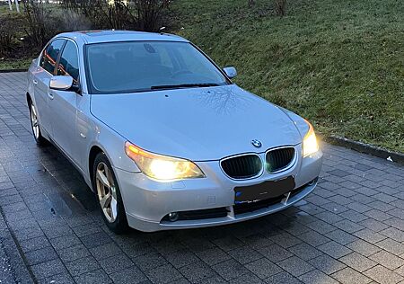 BMW 520i -