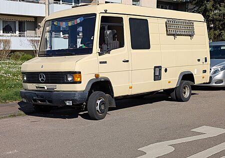 Mercedes-Benz Mercedes 507 D - umgebaut zum Camper