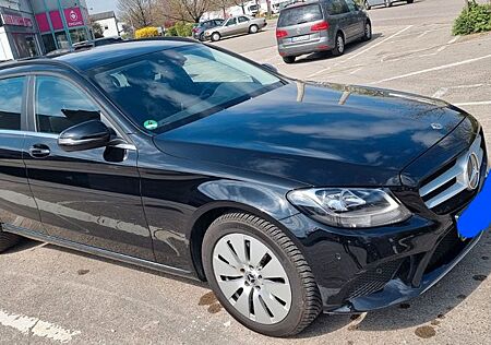 Mercedes-Benz C 220 d 4MATIC T Autom. -