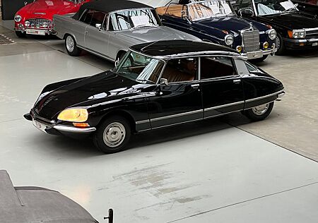 Citroën DS 23 Pallas, Schaltgetriebe, restauriert