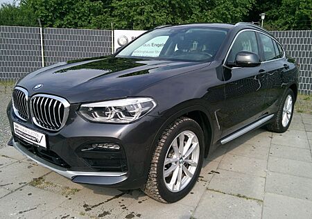 BMW X4 xDrive30d xLine AHK el. Head-Up Panoramadach!