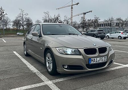 BMW 318D e90