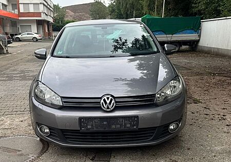 VW Golf Volkswagen 1.4 TSI DSG Team