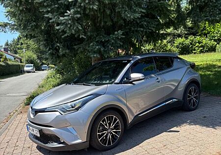 Toyota C-HR 1.8-l-VVTi Hybrid Team Deutschland Team...