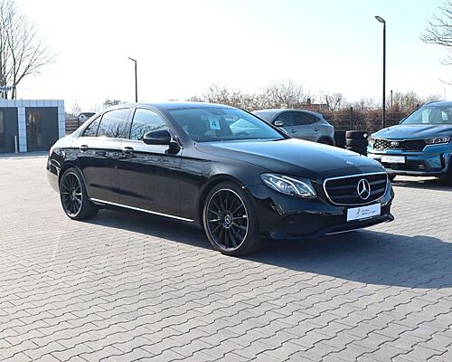 Mercedes-Benz E 200 CarPlay Virtual C. Ambiente Kamera LED