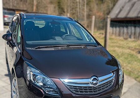 Opel Zafira Tourer 1.4 Turbo Business Edition 103...