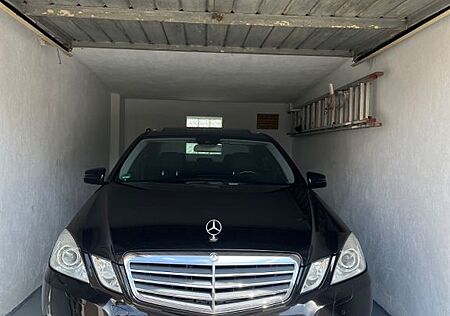 Mercedes-Benz E 220 CDI BlueEFFICIENCY Anhängerkupplung.