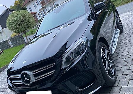 Mercedes-Benz GLE 400 AMG top gepflegtes Rentnerfahrzeug