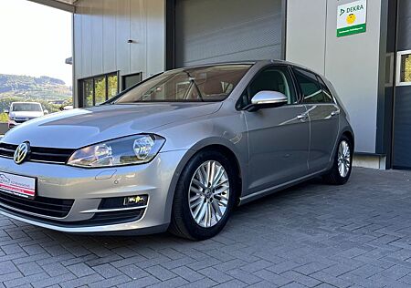 VW Golf Volkswagen VII Lim. Cup BMT * Navi *Kamera* 2-Z Klima