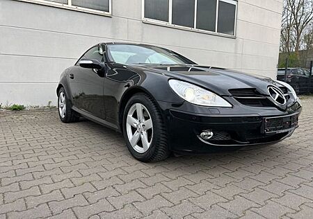Mercedes-Benz SLK 280 ***LEDER * XENON*NAVI***