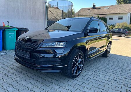 Skoda Karoq 1.5 TSI DSG 4x4 Sportsline PANO, AHK St.Hz