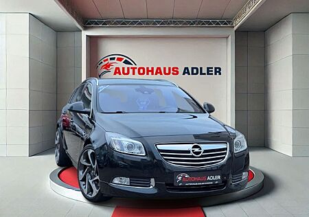 Opel Insignia A SportsTourer 4x4 OPC-LINE*NAV*PDC*LED