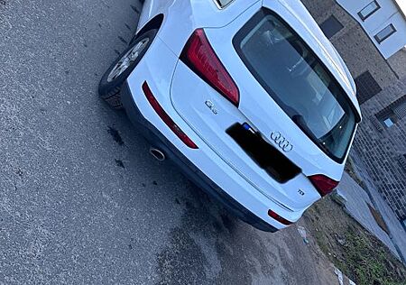 Audi Q5 2.0 TDI clean diesel 110kW -