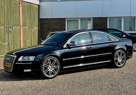 Audi S8 5.2 tiptronic quattro Soft close B&O Key less