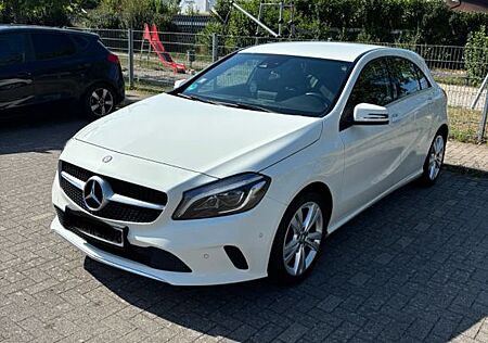Mercedes-Benz A 180 -