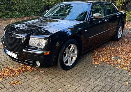 Chrysler 300C 3.5 Autom. - bj.09 mit Abstandstempomat