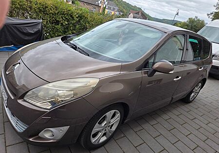 Renault Grand Scenic Luxe dCi 130 Luxe