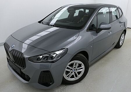 BMW 2er 220i Active Tourer M Sport --AHK/ACC/Pano/harman