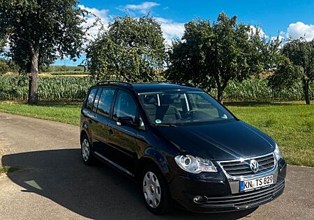 VW Touran Volkswagen 1.9 TDI DPF Trendline Trendline -1 Hand