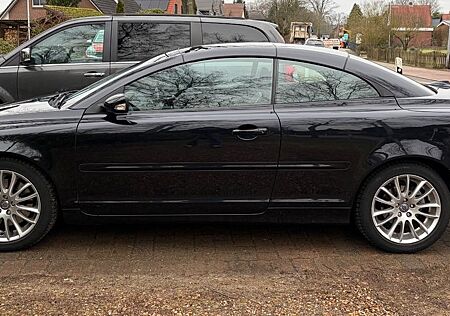 Volvo C70 2.4i Summum