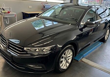 VW Passat Variant Volkswagen 2.0 TDI DSG Business/LED/13400net