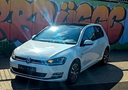 VW Golf Volkswagen 1.2 TSI BMT CUP CUP