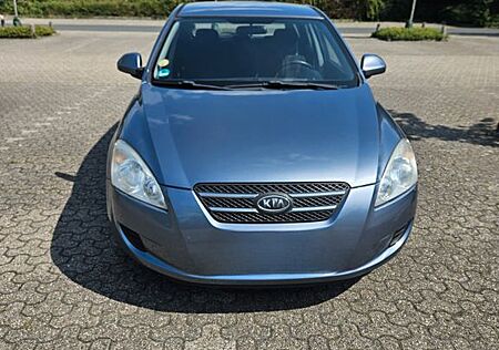 Kia Cee'd / Ceed 1.6 CRDi 90PS LX LX