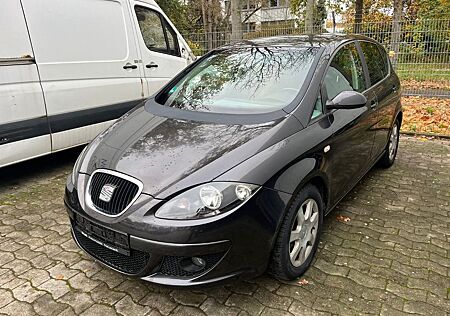 Seat Altea 1.6 tüv 10/2026