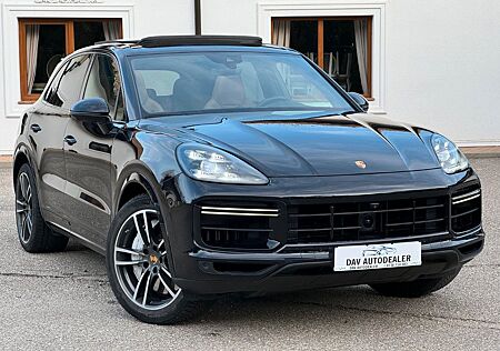 Porsche Cayenne Turbo 2019 top